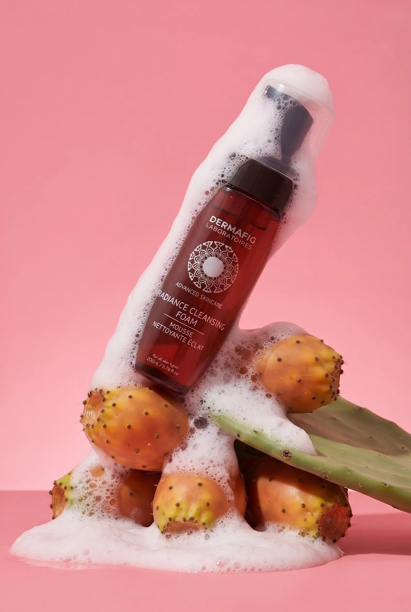 Mousse nettoyante eclat